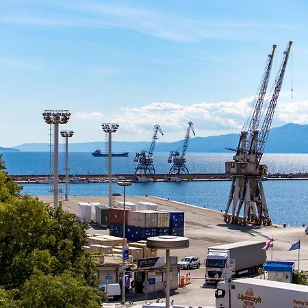 Apartments Harbour View Риека Экстерьер фото